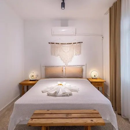 7a Old House 말마리스